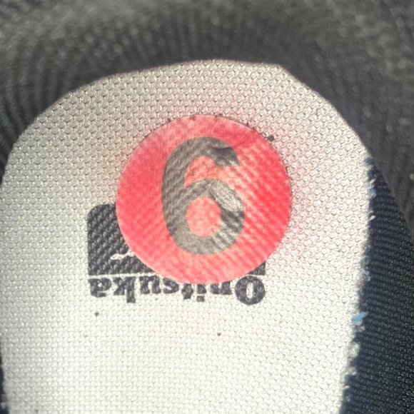 Onitsuka Tiger by ASICS Expresive Sneaker Women's Sneaker- Size 6 - Picture 5 of 5